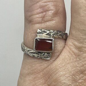 925 Sterling Silver Ring with a Red Agate stone Size 6.5